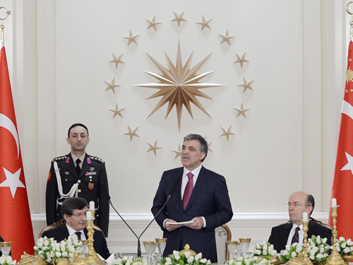 “Diplomasinin Esas İşlevi, En Zor Sorunları Çözmektir”